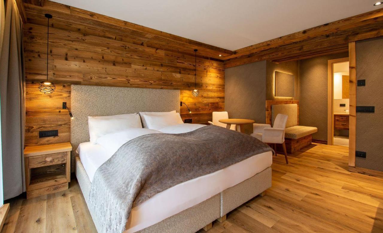 Hotel Villa Eden Corvara In Badia Esterno foto