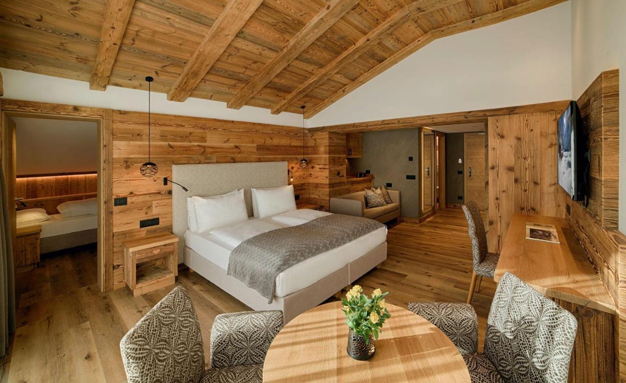 Hotel Villa Eden Corvara In Badia Esterno foto